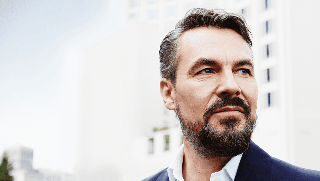 Testosterone-replacement-therapy-GettyImages-847408182