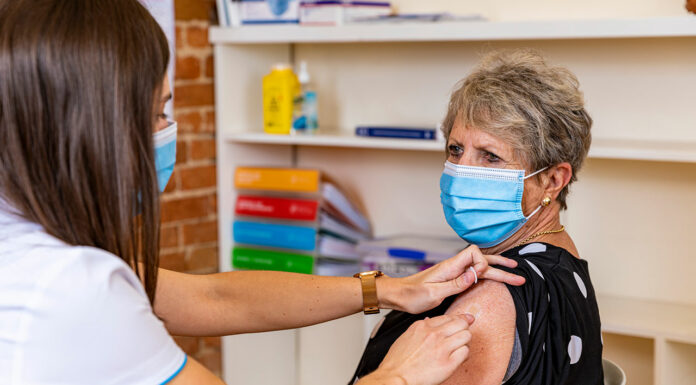 Pharmacists begin delivering flu vaccine