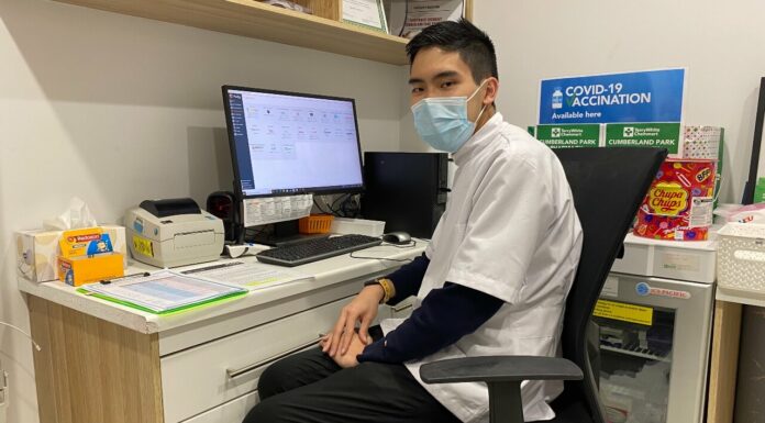 Australians line up at pharmacies for winter dose winter dose