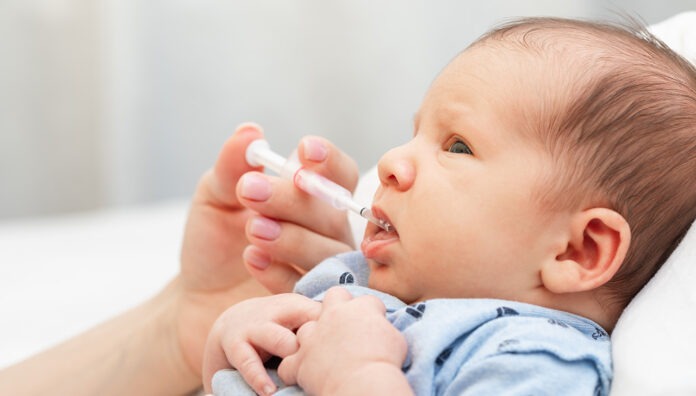 GettyImages-2162119787_WEB antibiotics
