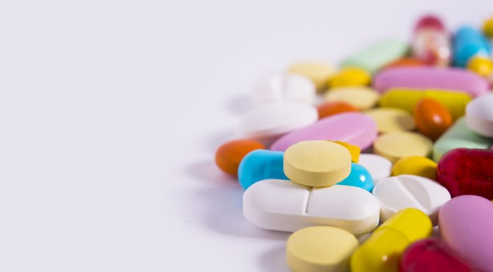 pile of pills with different shapes and colours