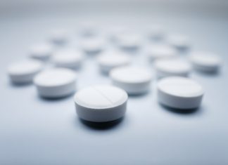 Call to enlist pharmacists for opioid fight as deaths rise