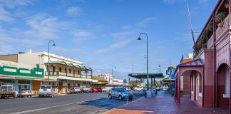 COVID-19 cases continue to grow in remote towns such as Bourke