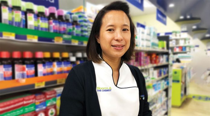 Community pharmacist Loan Pham MPS