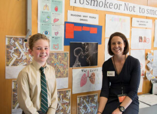 Dr Rosie Nash MPS with a participant in the HealthLit4Kids program.