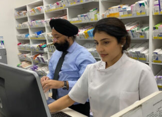 Depinder Chhibber MPS began her pharmacy career working alongside her dad.