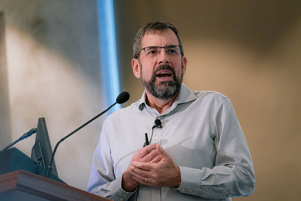 Dr Andrew Robertson, Assistant Director General and Chief Health Officer for WA Health, speaking at the ATU.