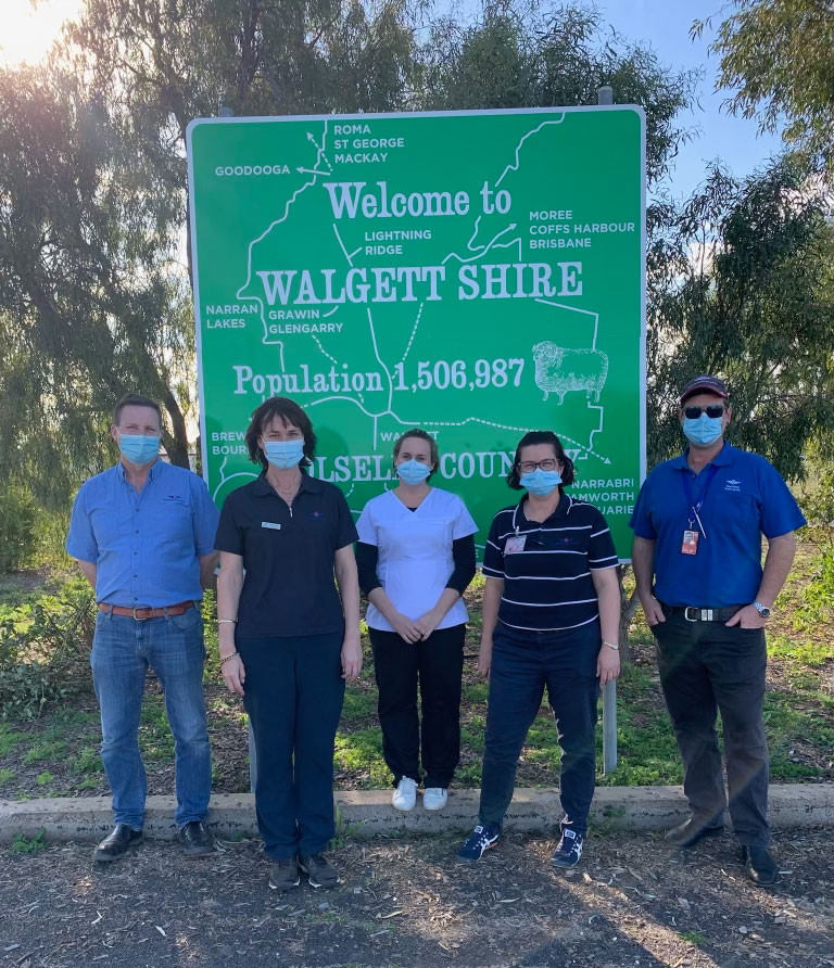 The fly-in fly-out RFDS vaccination team